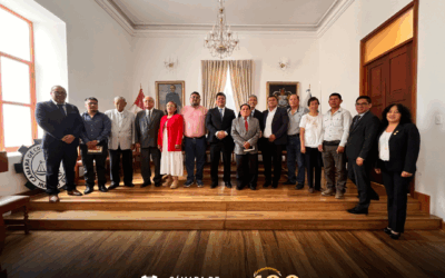 Presentación del programa oficial del Centenario de la Cámara de Comercio e Industrias de Huánuco.